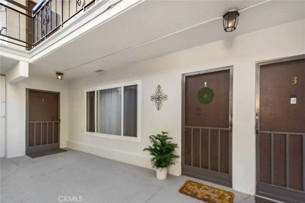 12571 Kensington Lane