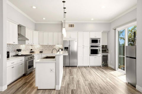 Photo of 356 Plaza Los Osos, Chula Vista, CA 91914 (MLS # PTP2606088)