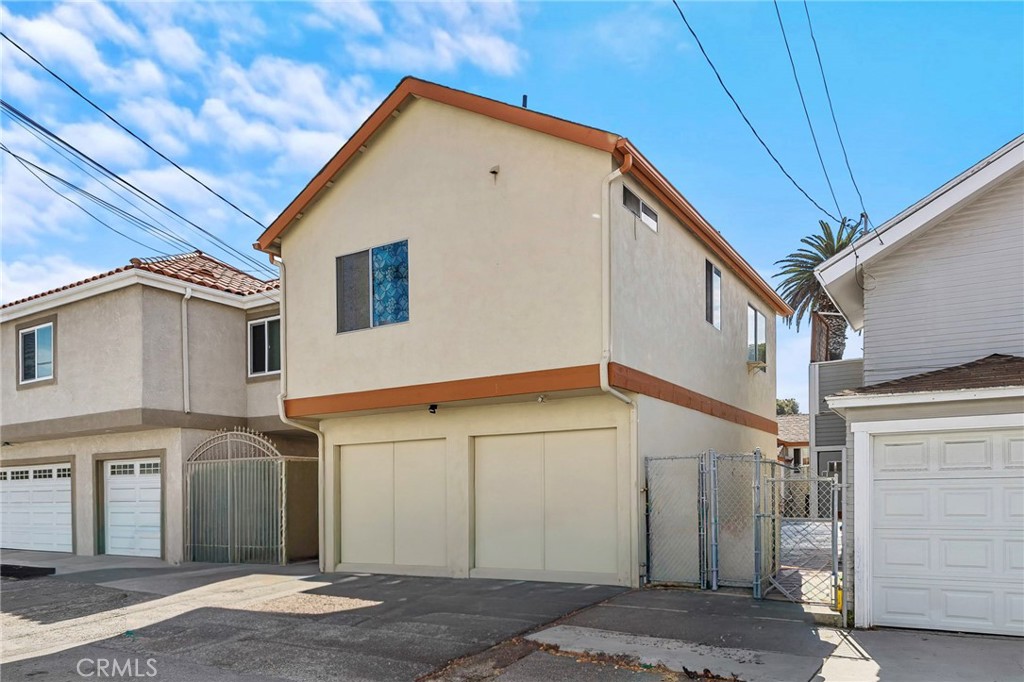 323 11th Street