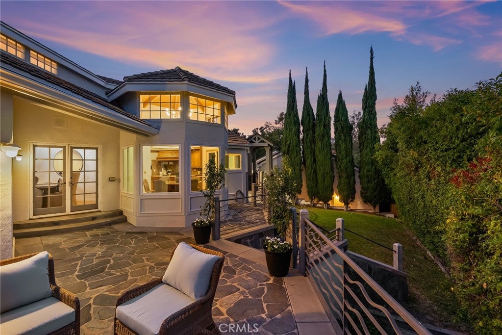 1881 Lemon Heights Drive