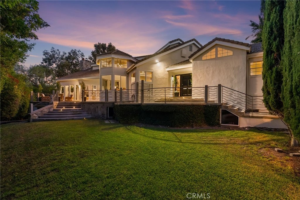 1881 Lemon Heights Drive