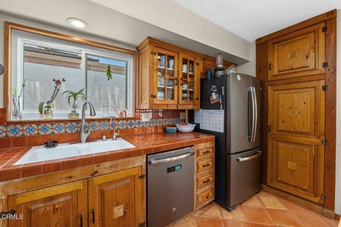 Tiny photo for 117 Duke Avenue, Ventura, CA 93003 (MLS # V1-36668)