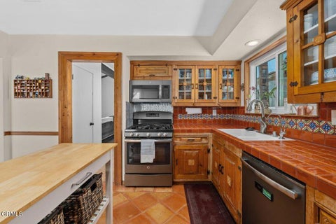Tiny photo for 117 Duke Avenue, Ventura, CA 93003 (MLS # V1-36668)