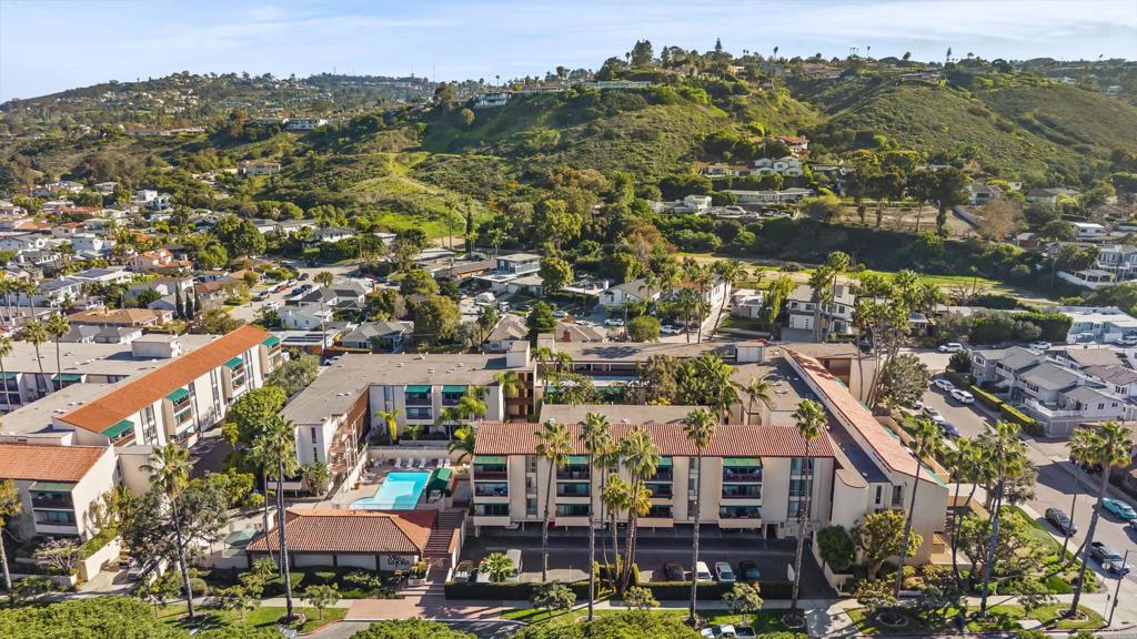 6333 La Jolla Boulevard 277