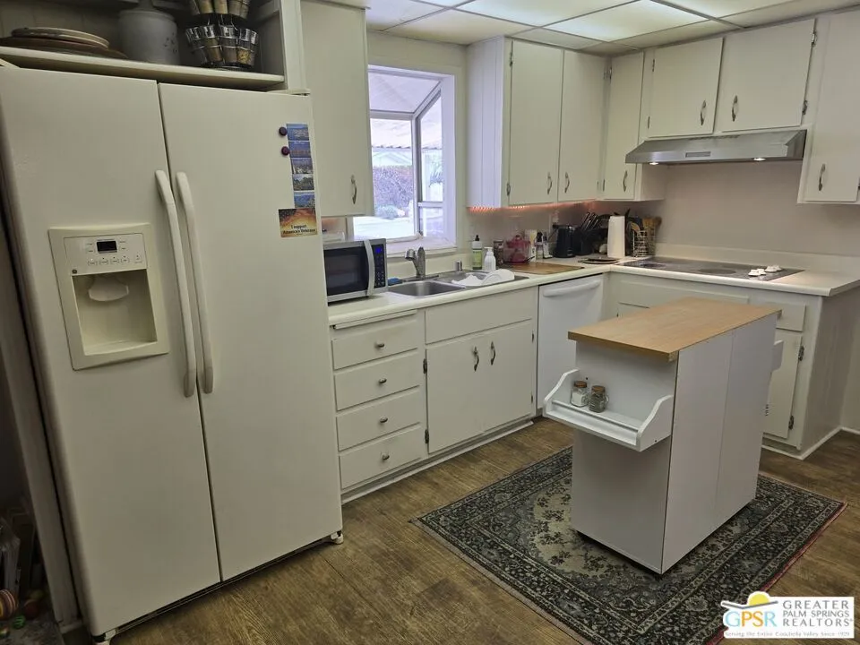 Cathedral City, California 92234, United States, 3 Bedrooms Bedrooms, ,3 BathroomsBathrooms,Residential,Active,146681