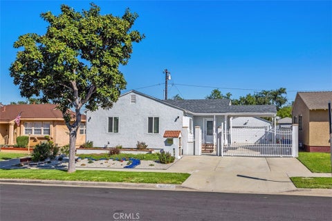 Photo of 1655 W 110th St, Los Angeles, CA 90047 (MLS # OC26059552)
