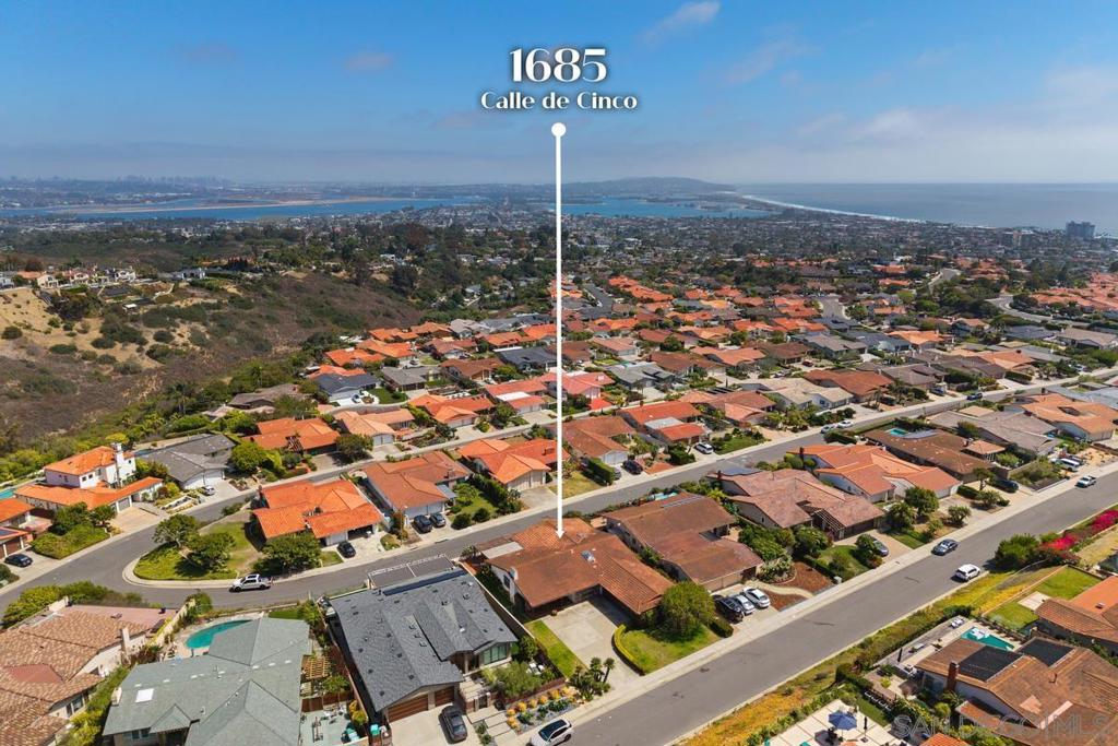 1685 Calle De Cinco