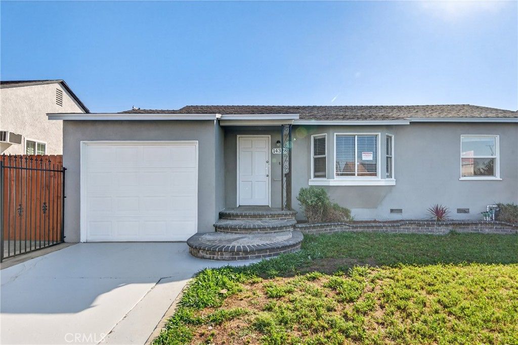 Photo of 14328 S Cahita Ave, Compton, CA 90220 (MLS # OC26046847)