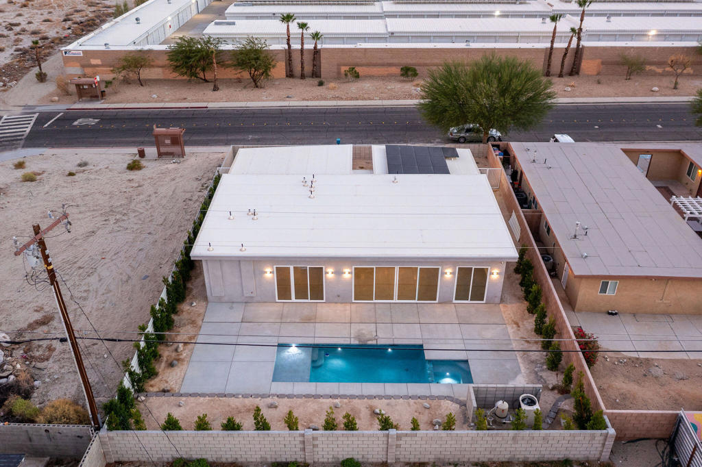 Desert Highland Gateway - Residential