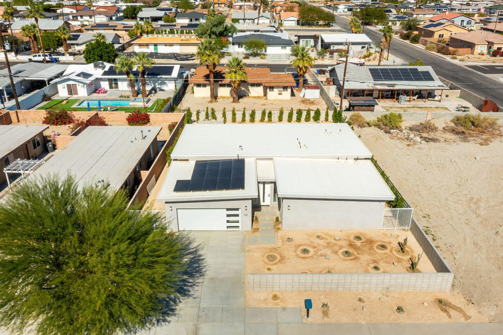 Desert Highland Gateway - Residential