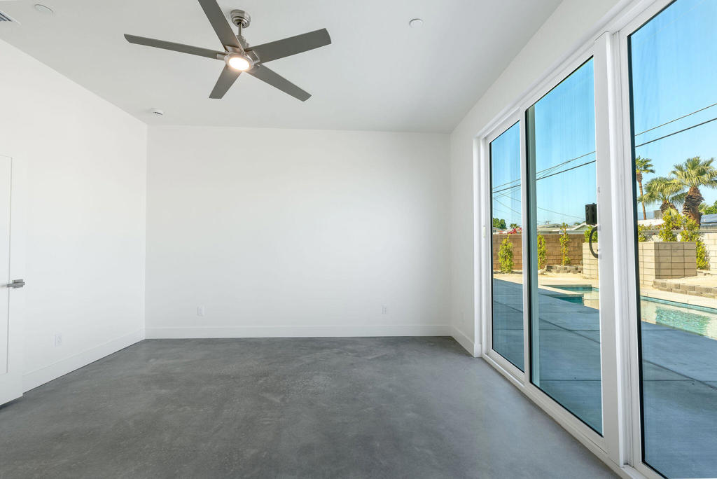 Desert Highland Gateway - Residential