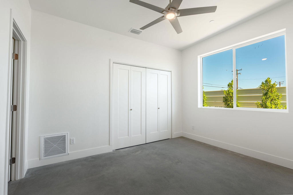 Desert Highland Gateway - Residential