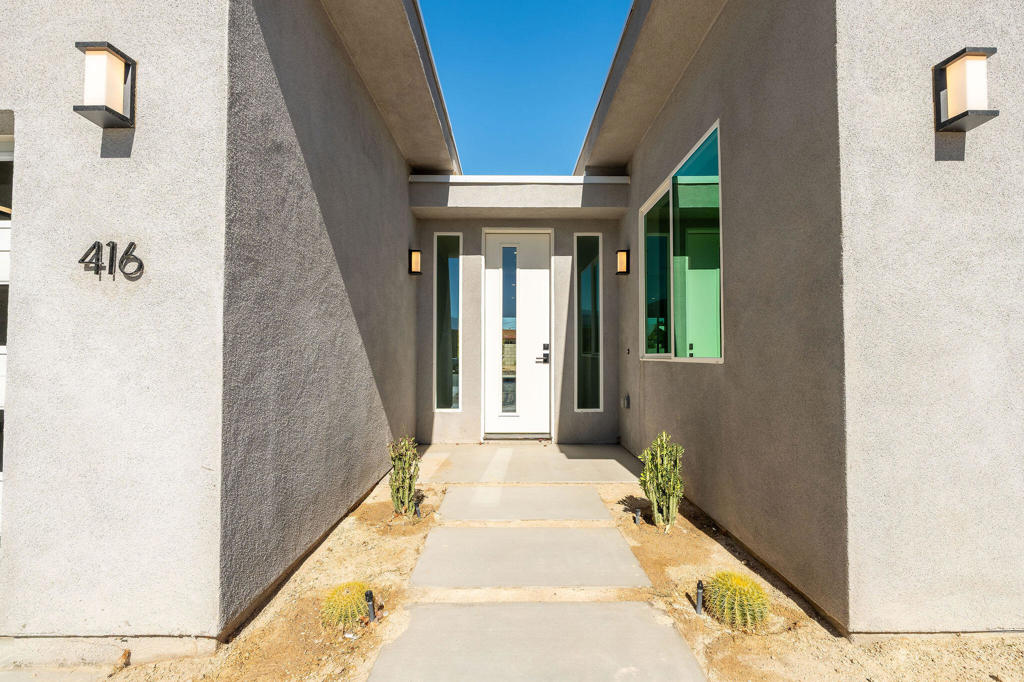 Desert Highland Gateway - Residential