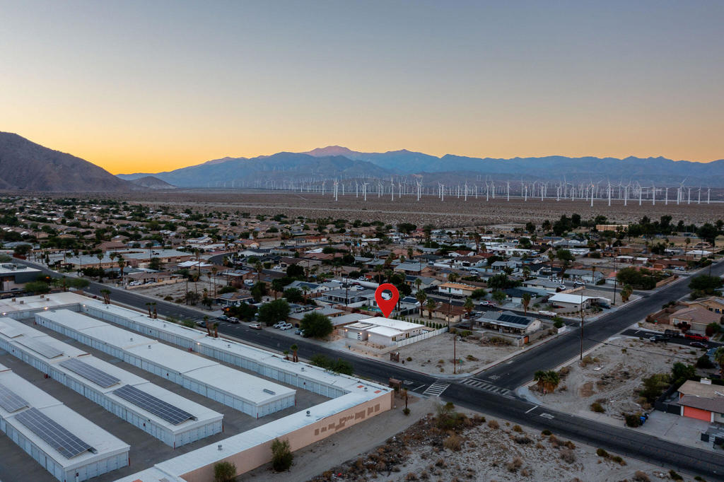 Desert Highland Gateway - Residential