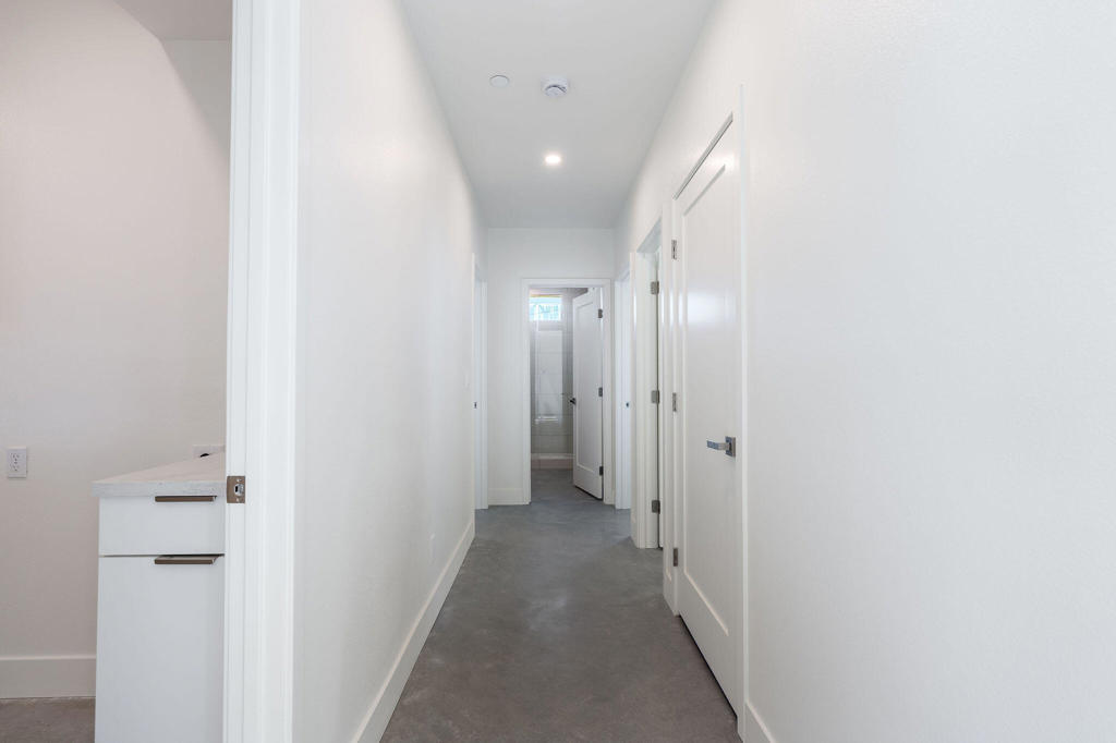 Desert Highland Gateway - Residential