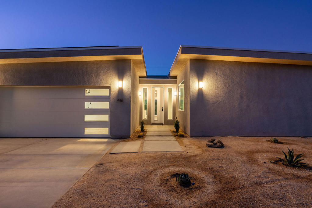 Desert Highland Gateway - Residential