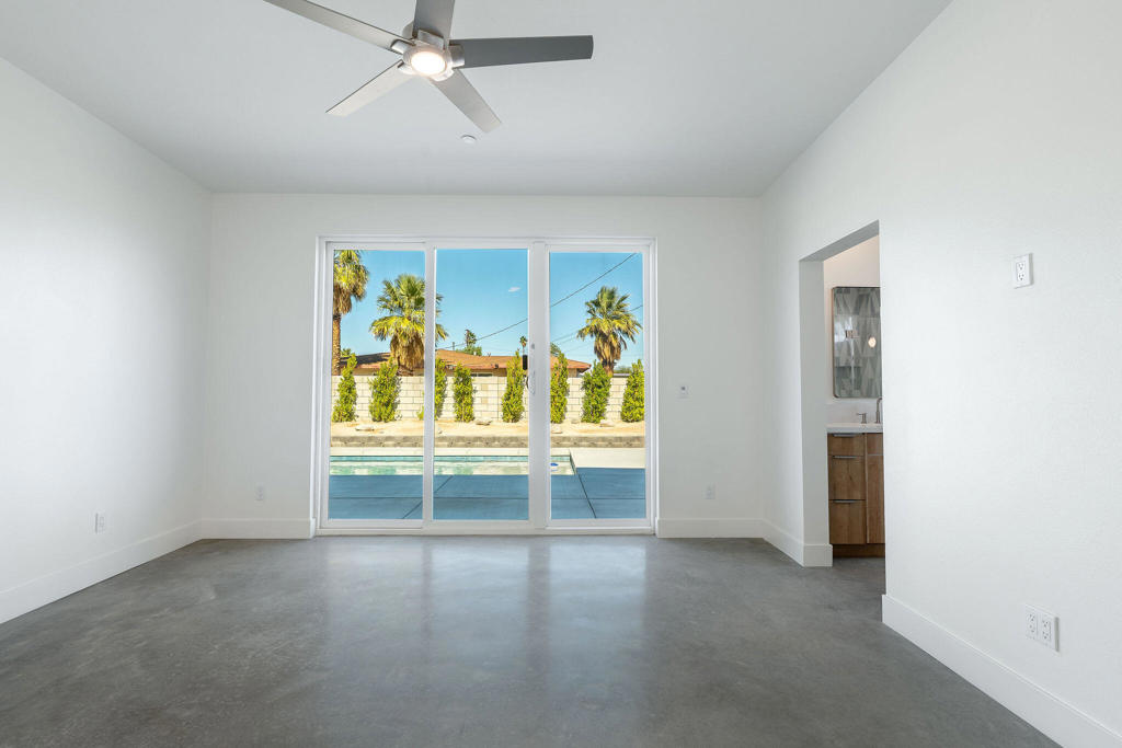 Desert Highland Gateway - Residential