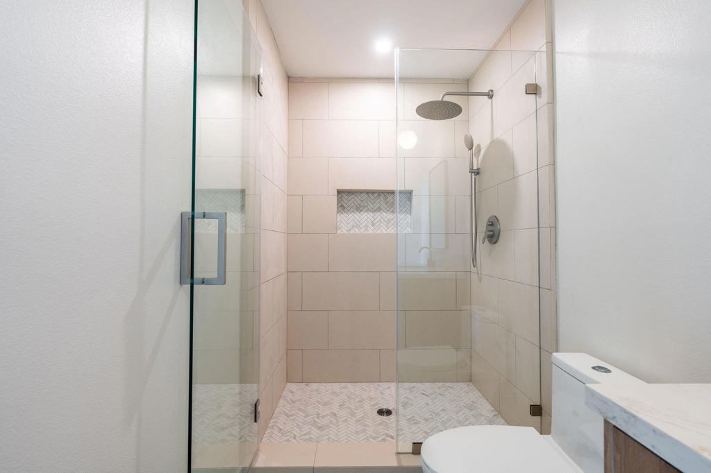 Desert Highland Gateway - Residential