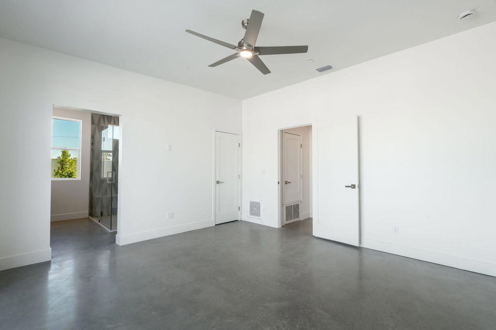 Desert Highland Gateway - Residential