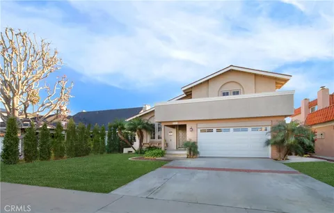 8142 Wadebridge Cir, Huntington Beach, CA 92646 - MLS#: NP25257838