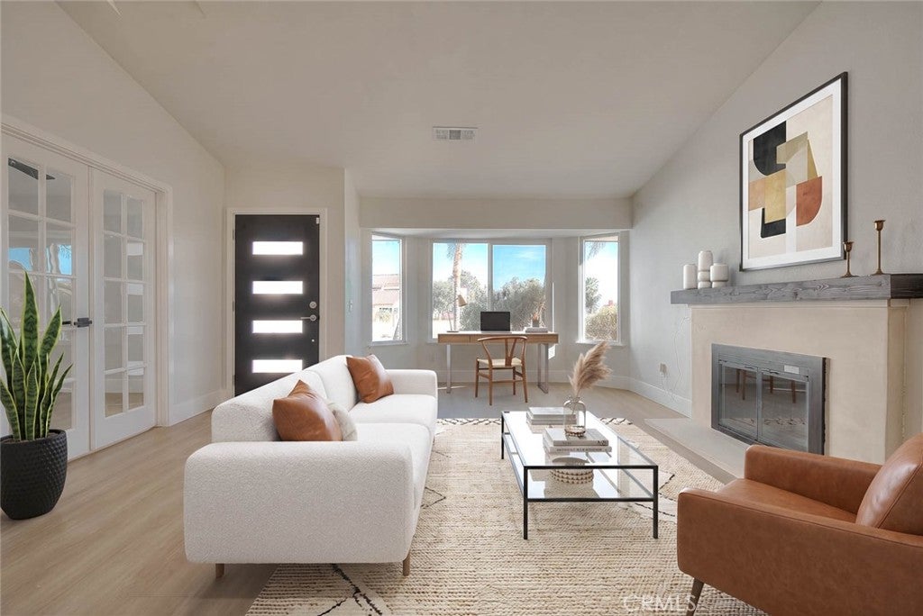 3082 Lynwood Drive