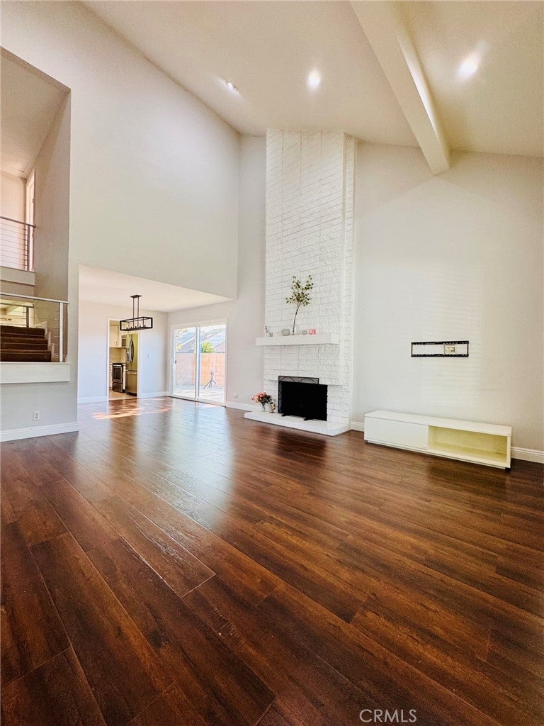 1413 W Moore