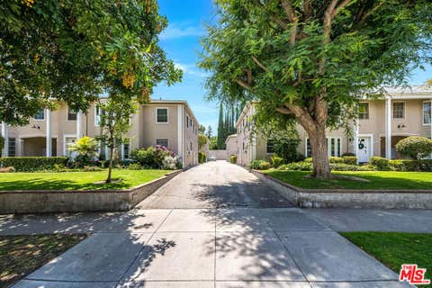 Photo of 15224 1/2 Dickens Street, Sherman Oaks, CA 91403 (MLS # 26841169)