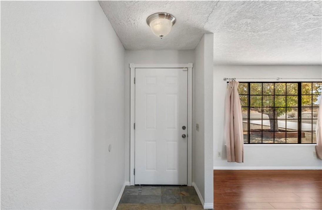 14022 Valle Vista Road