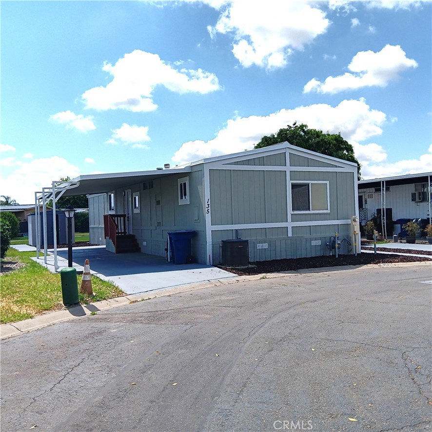 Charming and affordable home in the Merced Estates Community. You are very welcome to Merced Estates Community. this is a very spacious 3 bedroom 2 bathrooms home site. You will find a full remodeled home. New flooring, new and fresh paint, new kitchen cabinets, new appliances: stove, dishwasher,

microwave, refrigerator. Movable kitchen island. New windows, new roof, new central heating with 10 years warranty.