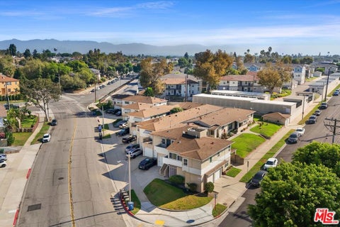 Photo of 8400 Crenshaw Drive, Inglewood, CA 90305 (MLS # 26103115)