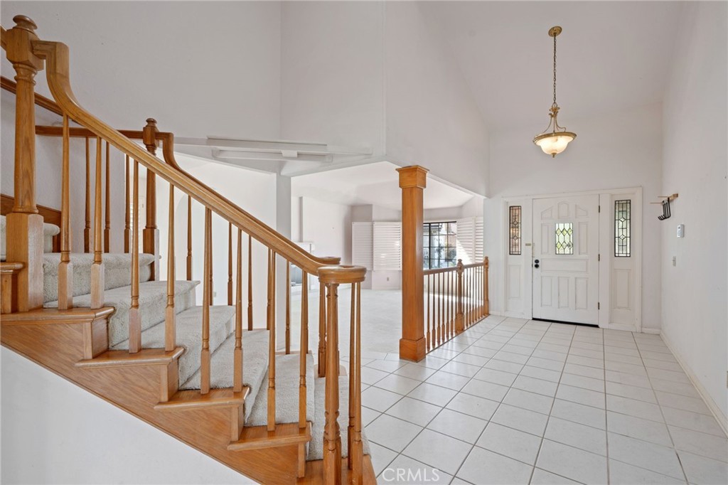 2207 Inverness Court