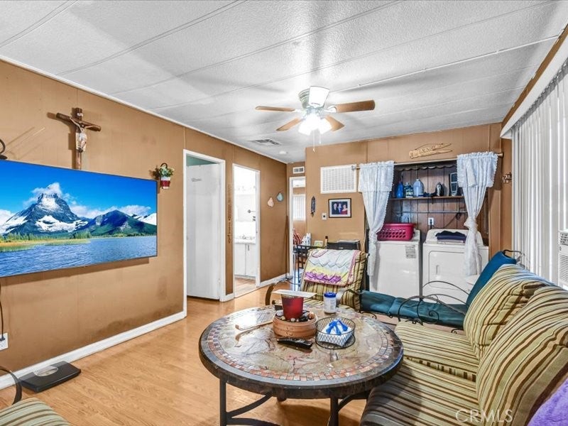 1045 N Azusa 229