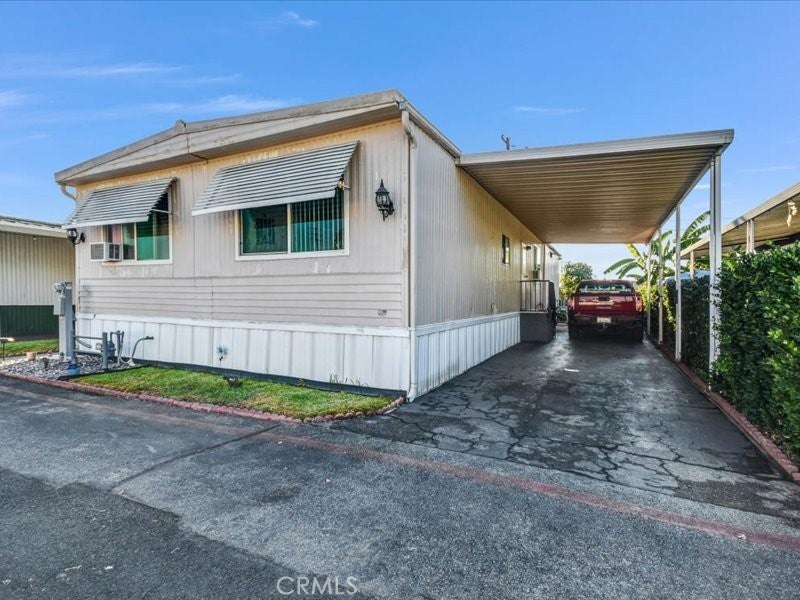 1045 N Azusa 229
