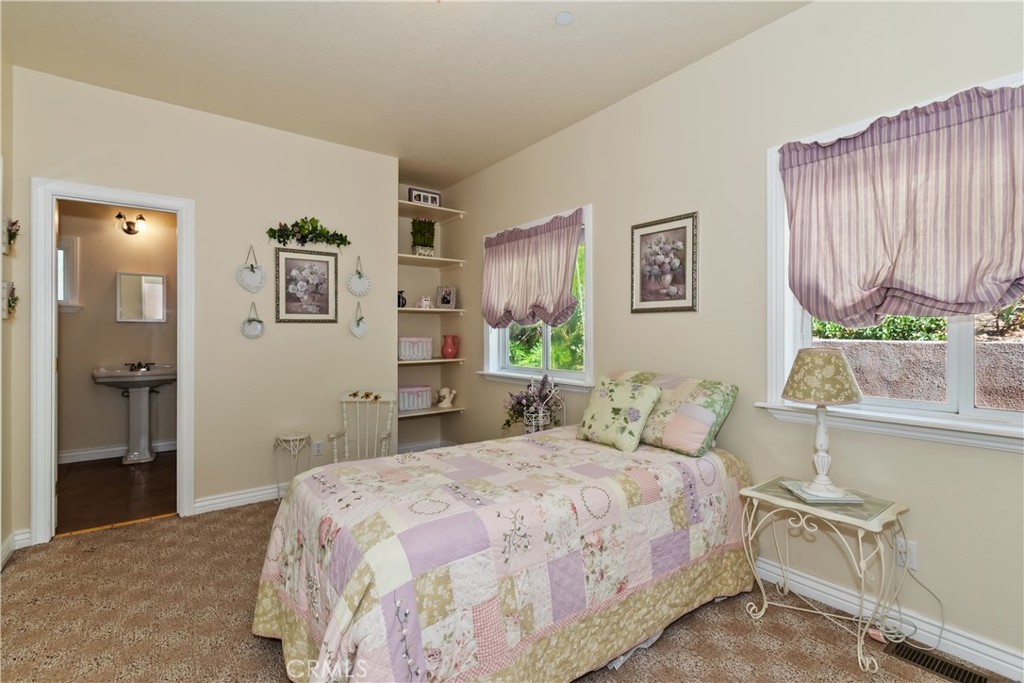 Arrowhead Woods (AWHW) - Residential