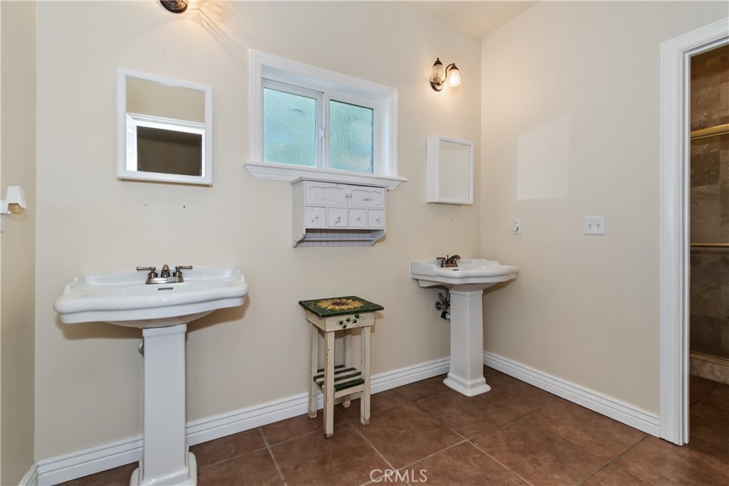 Arrowhead Woods (AWHW) - Residential