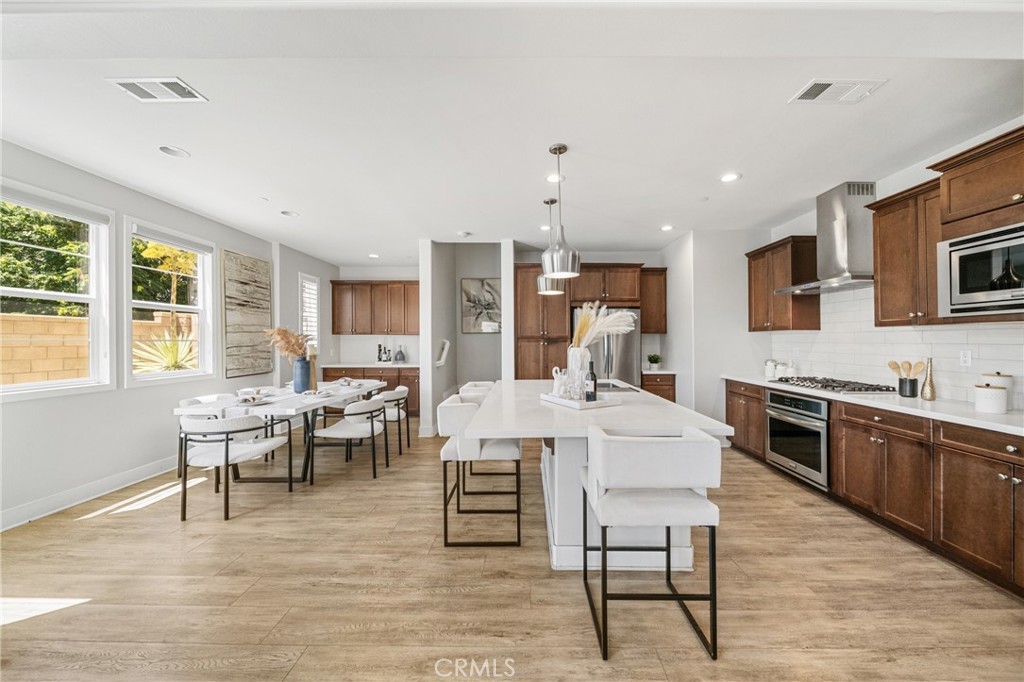 11620 Solaire Wy