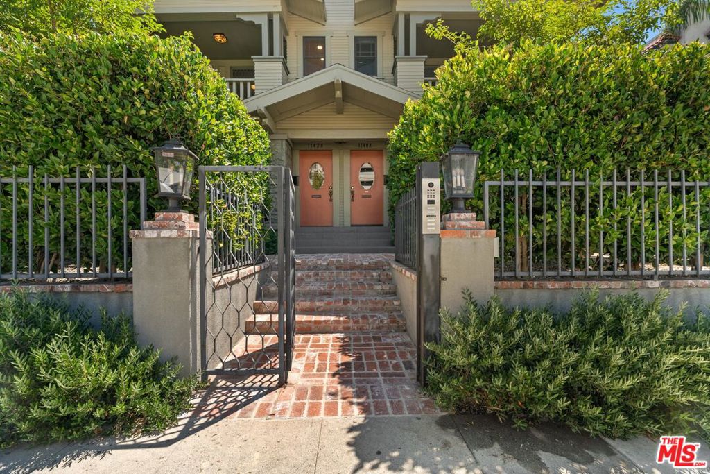 1140 Lemoyne Street