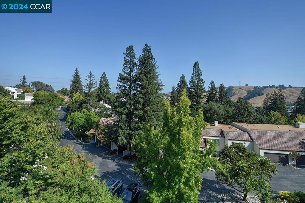 ROSSMOOR - Residential
