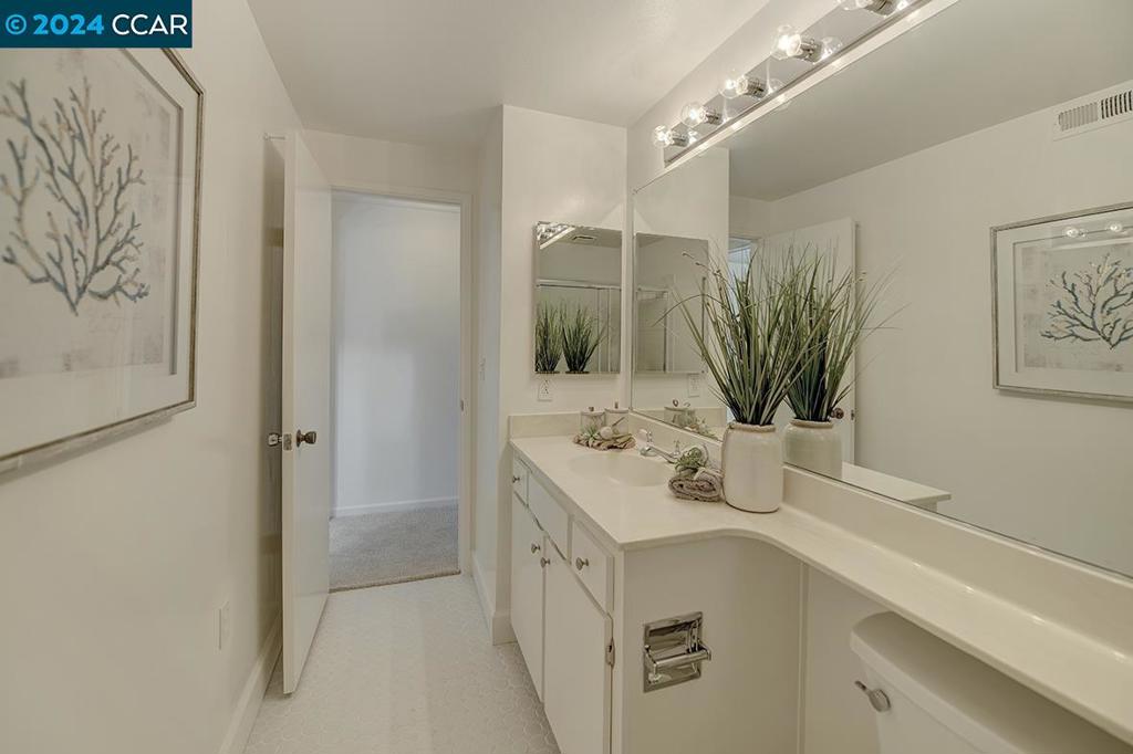 ROSSMOOR - Residential