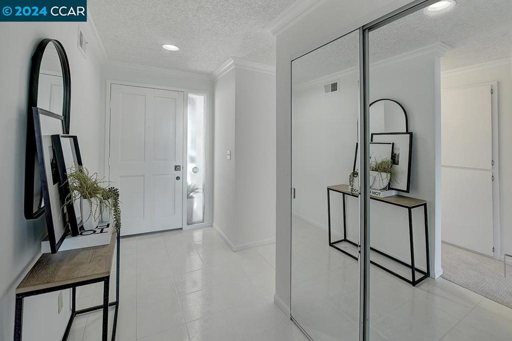 ROSSMOOR - Residential