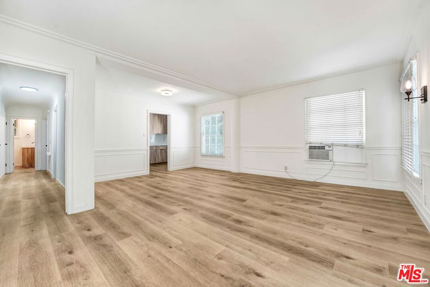 (LISTED AT $3,995/MONTH. NET EFFECTIVE RENT IS APPROXIMATELY $3,695/MONTH BASED ON A CONCESSION EQUIVALENT TO ABOUT 27 DAYS FREE ON A 12-MONTH LEASE (SUBJECT TO APPROVED CREDIT). SECURITY DEPOSIT IS $3,995.) Welcome to this bright and fully remodeled 1-bedroom, 1-bath residence located in the heart of Beverly Hills proper. This stylish unit features in-unit laundry, beautiful natural light, and serene treetop views from every window. The spacious layout has been thoughtfully updated to offer modern finishes while maintaining timeless charm. Nestled just steps from South Beverly Drive, one of the most sought-after pockets in Beverly Hills. You'll enjoy immediate access to world-class restaurants, boutique shopping, and charming neighborhood cafes. Located on a quiet, tree-lined street, this is a rare opportunity to live in one of LA's most iconic neighborhoods while enjoying comfort, convenience, and an unbeatable location.