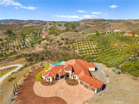 25700 El Chaval Place Temecula CA 92590