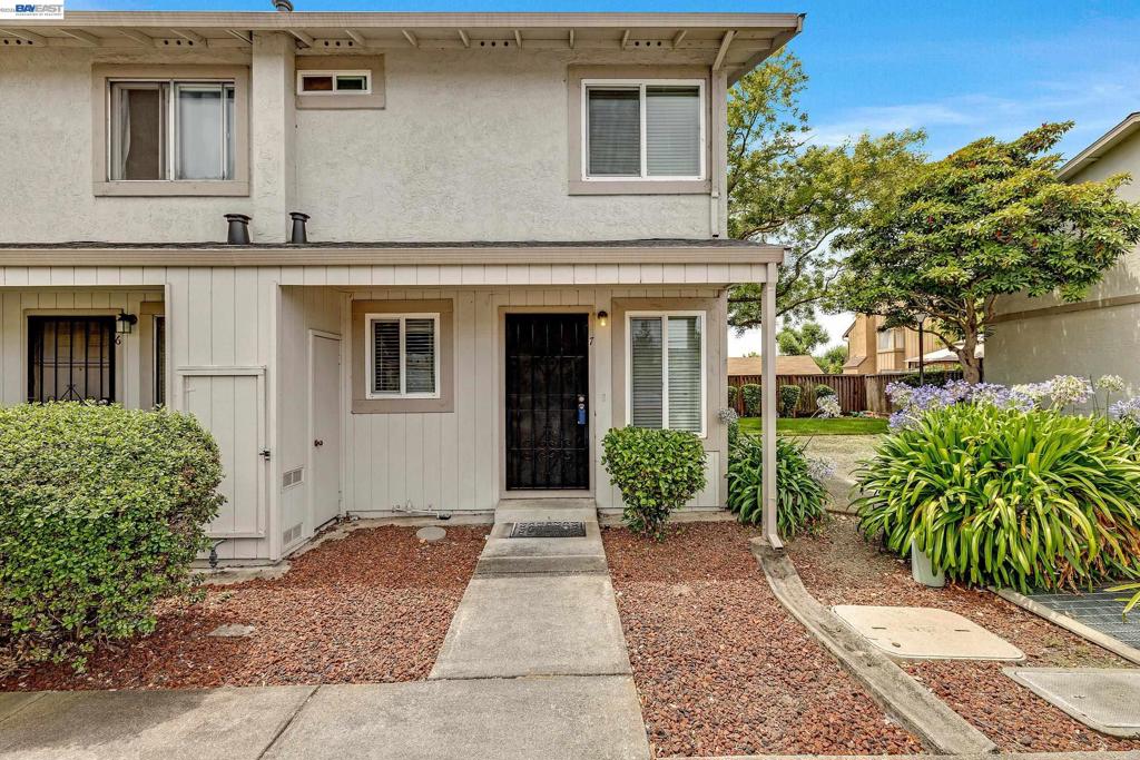27427 Stoneridge Court CT 7, Hayward CA 94544