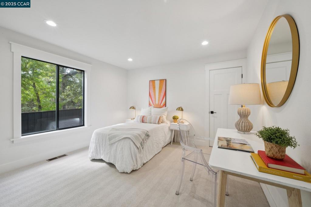 HAPPY VALLEY RD - Residential