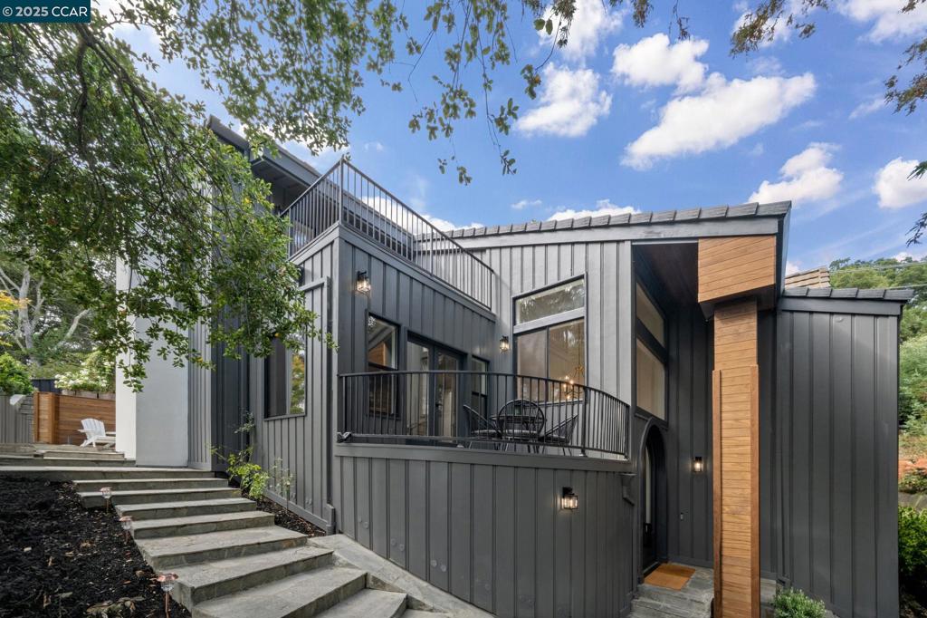 HAPPY VALLEY RD - Residential
