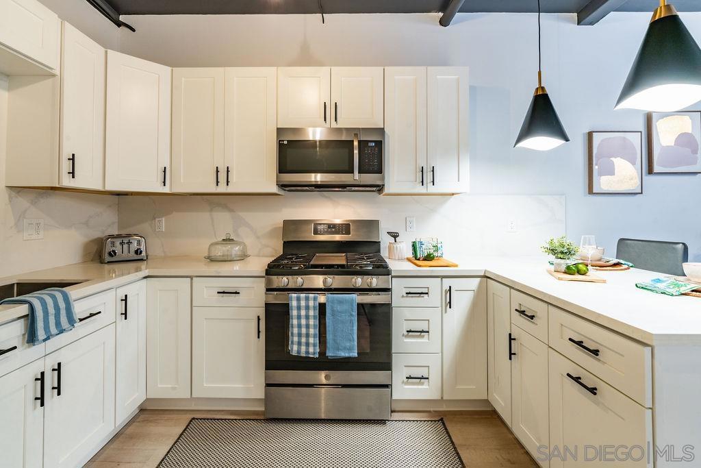 La Jolla - Residential Lease