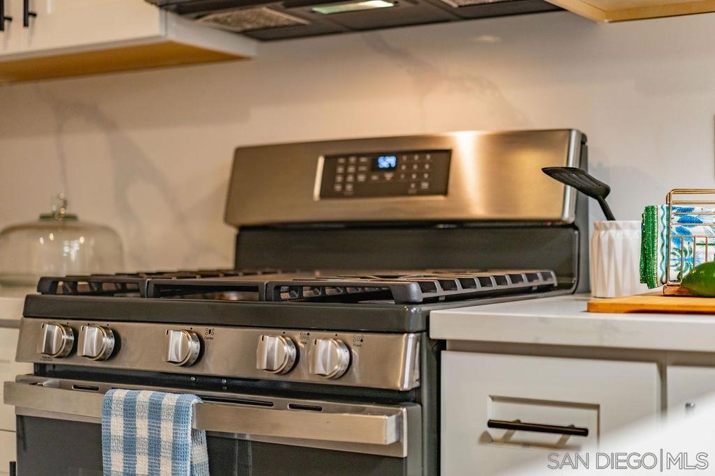 La Jolla - Residential Lease