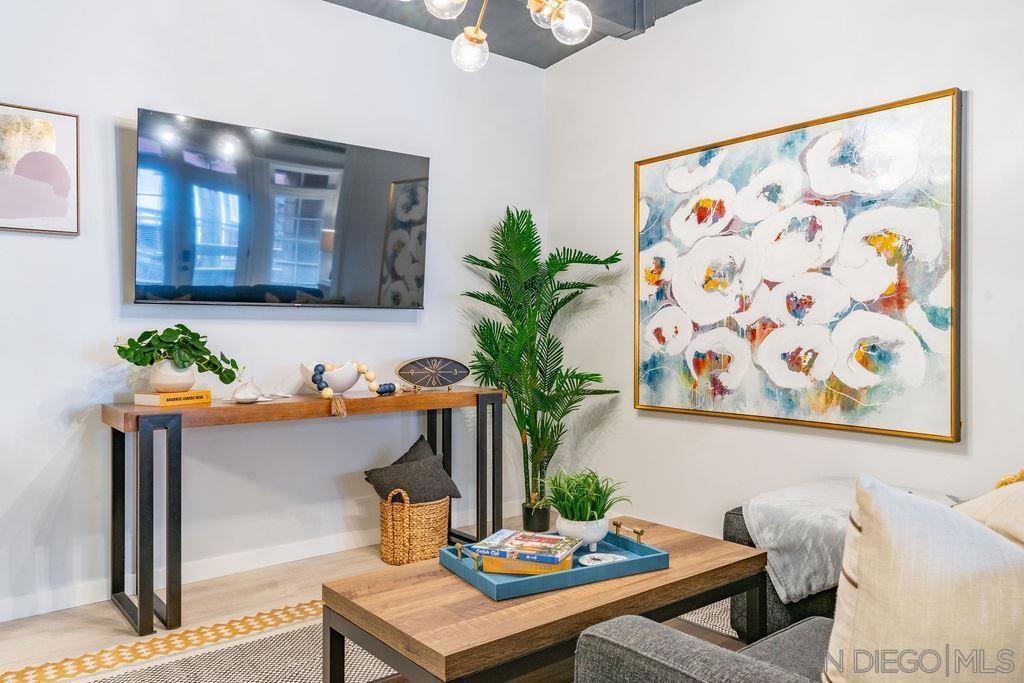 La Jolla - Residential Lease