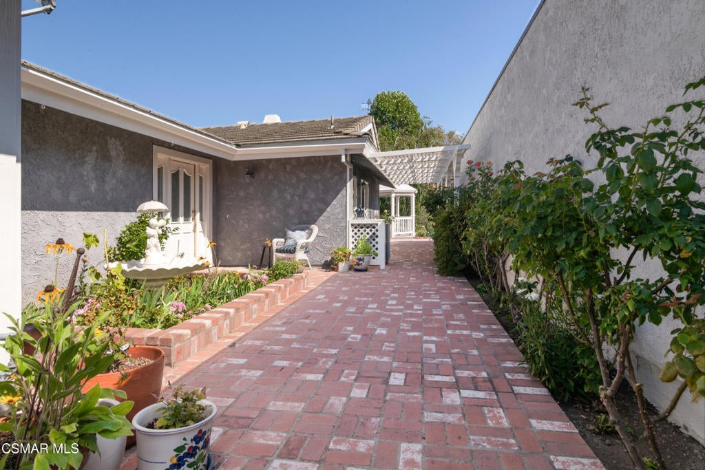 2378 Leeward Circle