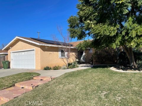Photo of 4151 Gertrude Street, Simi Valley, CA 93063 (MLS # SR26007089)